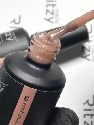 Rubber Base CARAMEL GLAZE 06 (15ml)