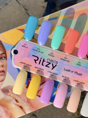 Ritzy Lac FLEUR-DE-LIN 212 (tpo free)